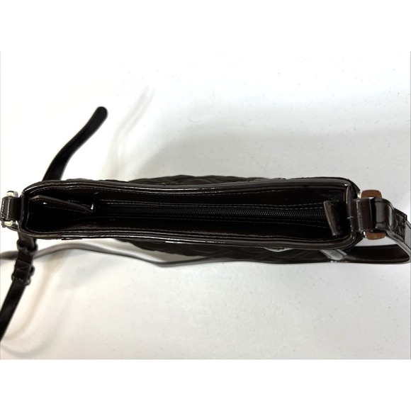 Vera Bradley Brown Trimmed Trapeze Quilted Fabric Faux Leather Crossbody Bag - Picture 4 of 13